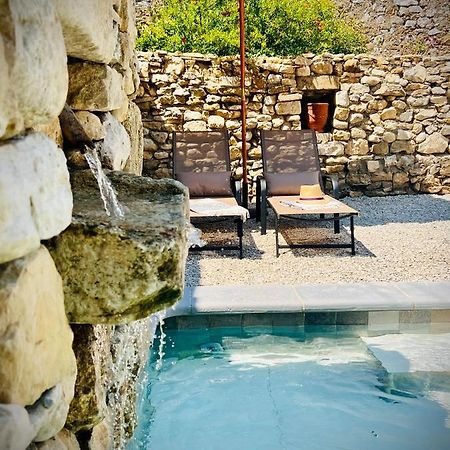 Отель Maison Erica Saint-Mamert-du-Gard Экстерьер фото